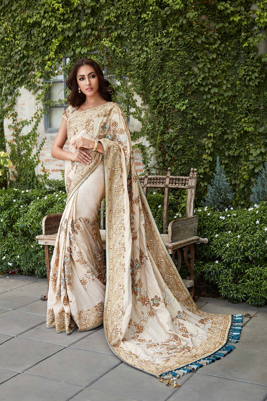 Ethnic collection Wear
